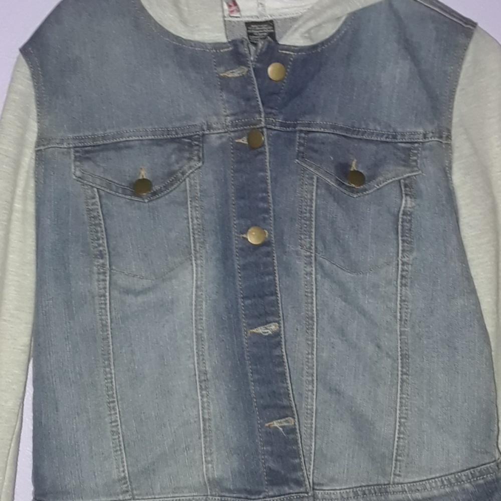 Gen Jacket - Picture 2 of 3