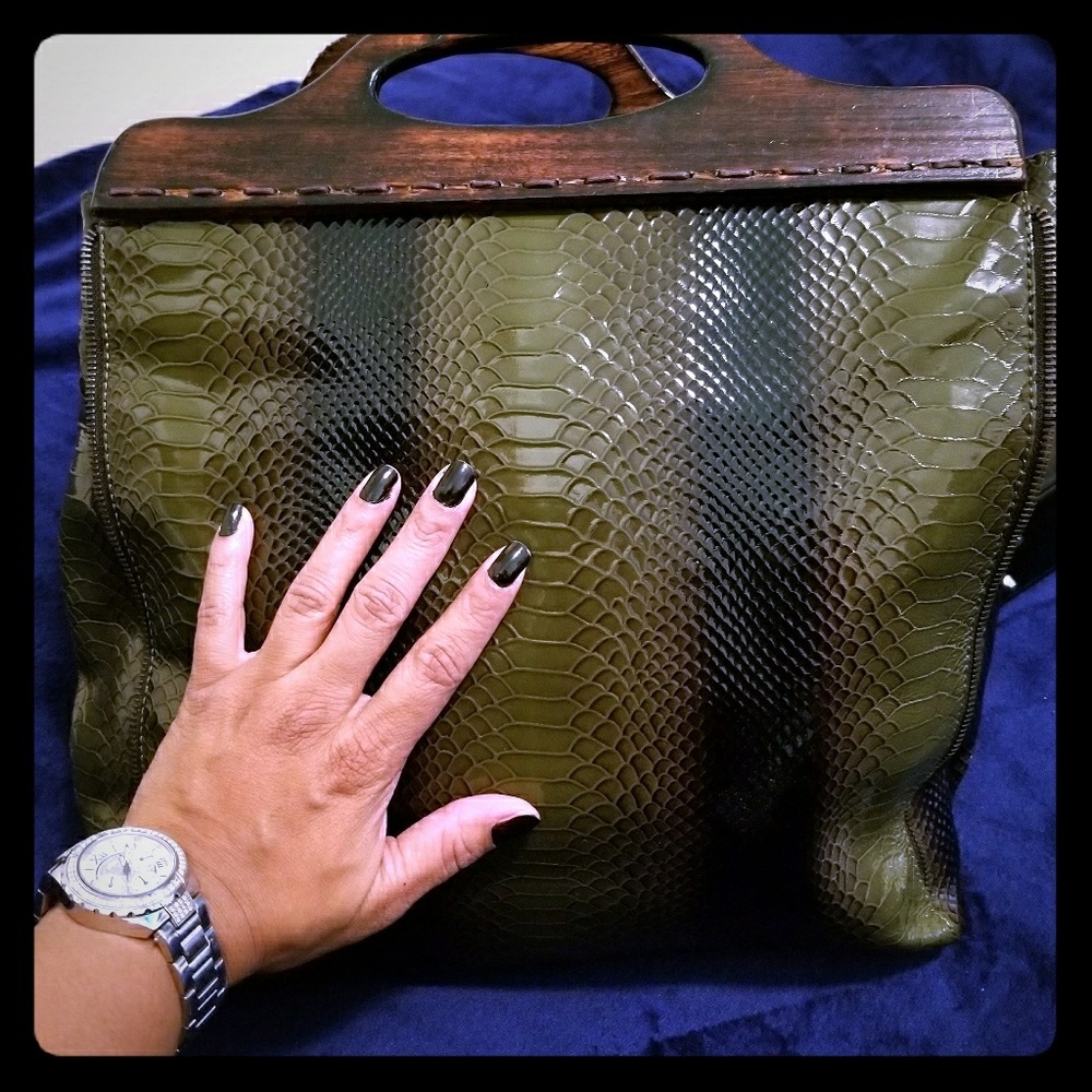 Charlie Lapson Purse