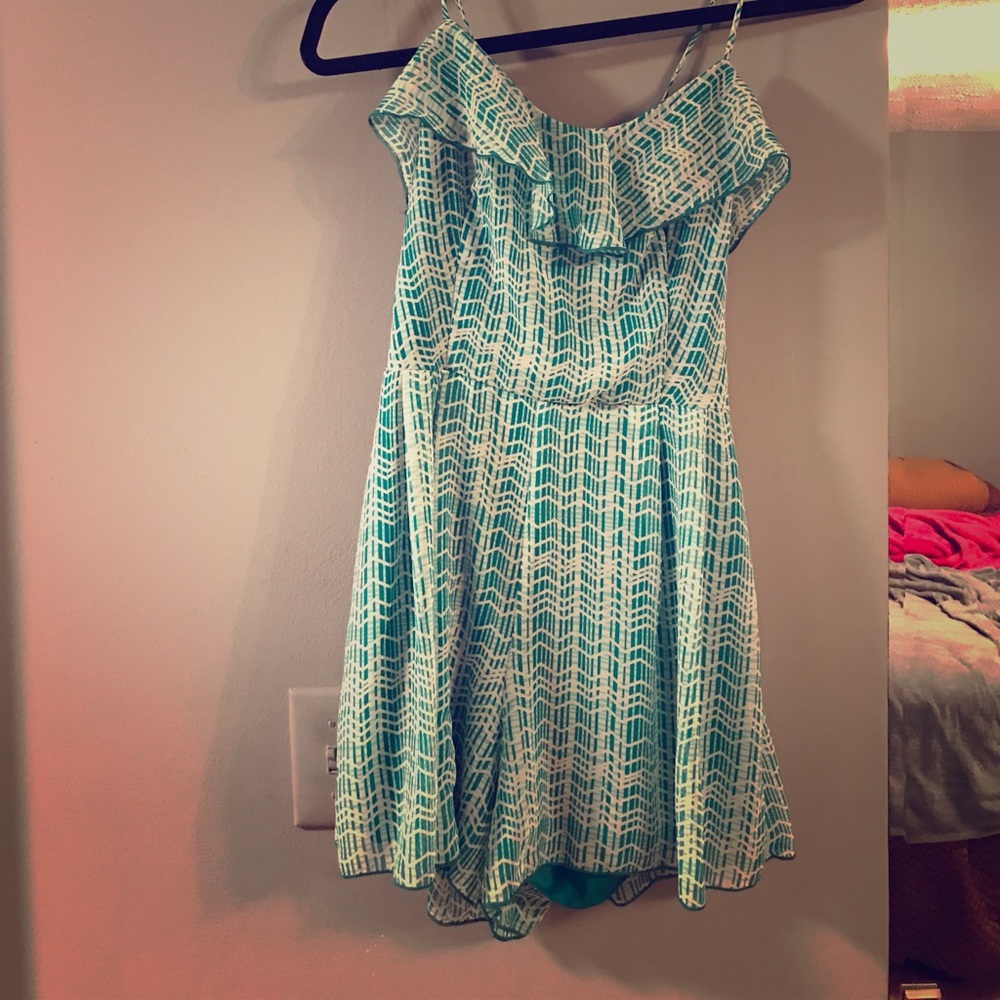 Cross back romper