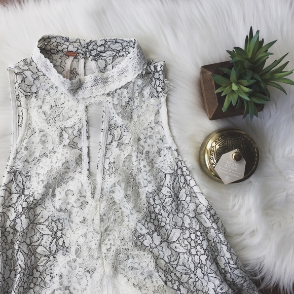 Free People Dresses & Skirts - Free People Tell Tale Heart Tunic Dress
