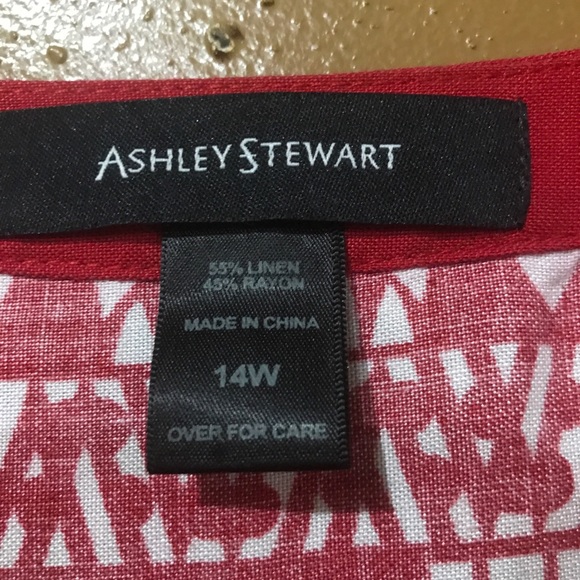 Ashley Stewart side zip red/white top - Picture 4 of 8