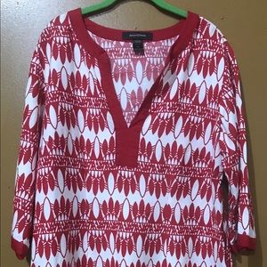 Ashley Stewart side zip red/white top