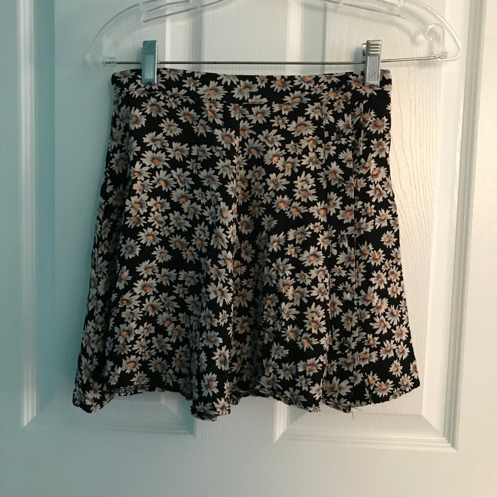 Brandy Melville Flowy Skirt