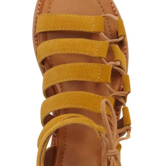 FRYE Blair Suede Sandal - Picture 5 of 6