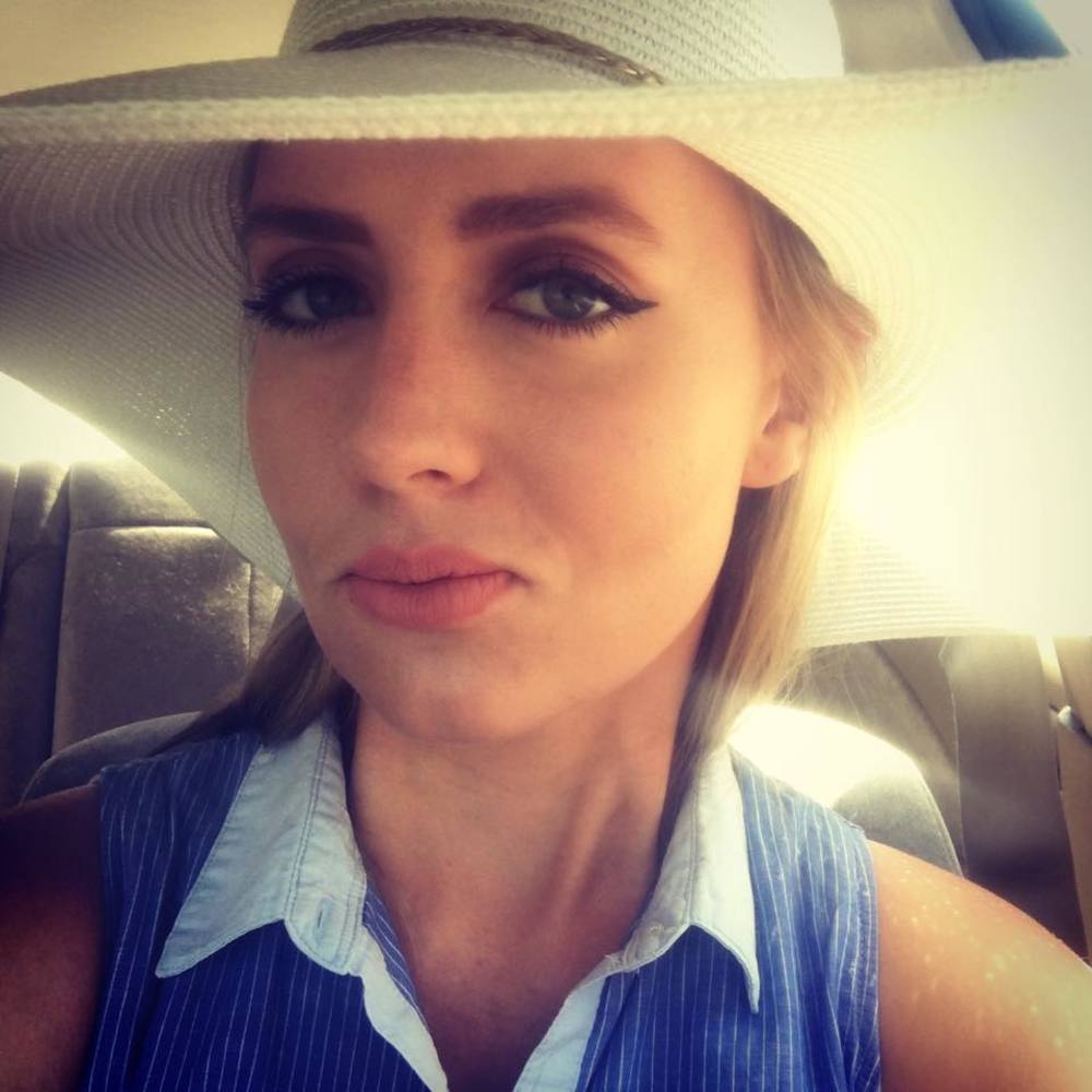 Meet your Posher, Nicole