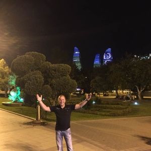 Meet your Posher, Alek