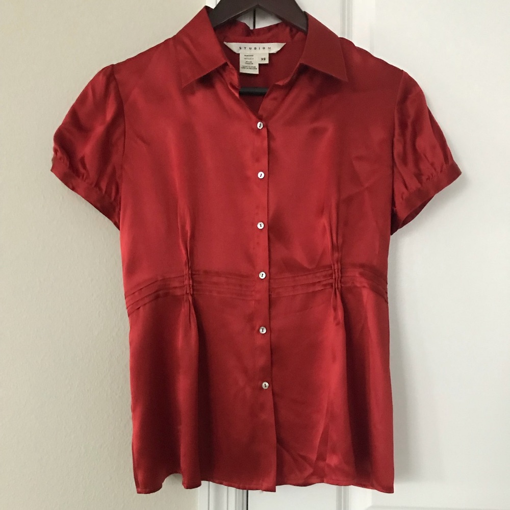 Studio M 100% silk blouse.  Good condition.