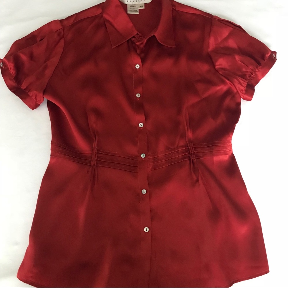 Studio M 100% silk blouse.  Good condition. - Picture 2 of 4