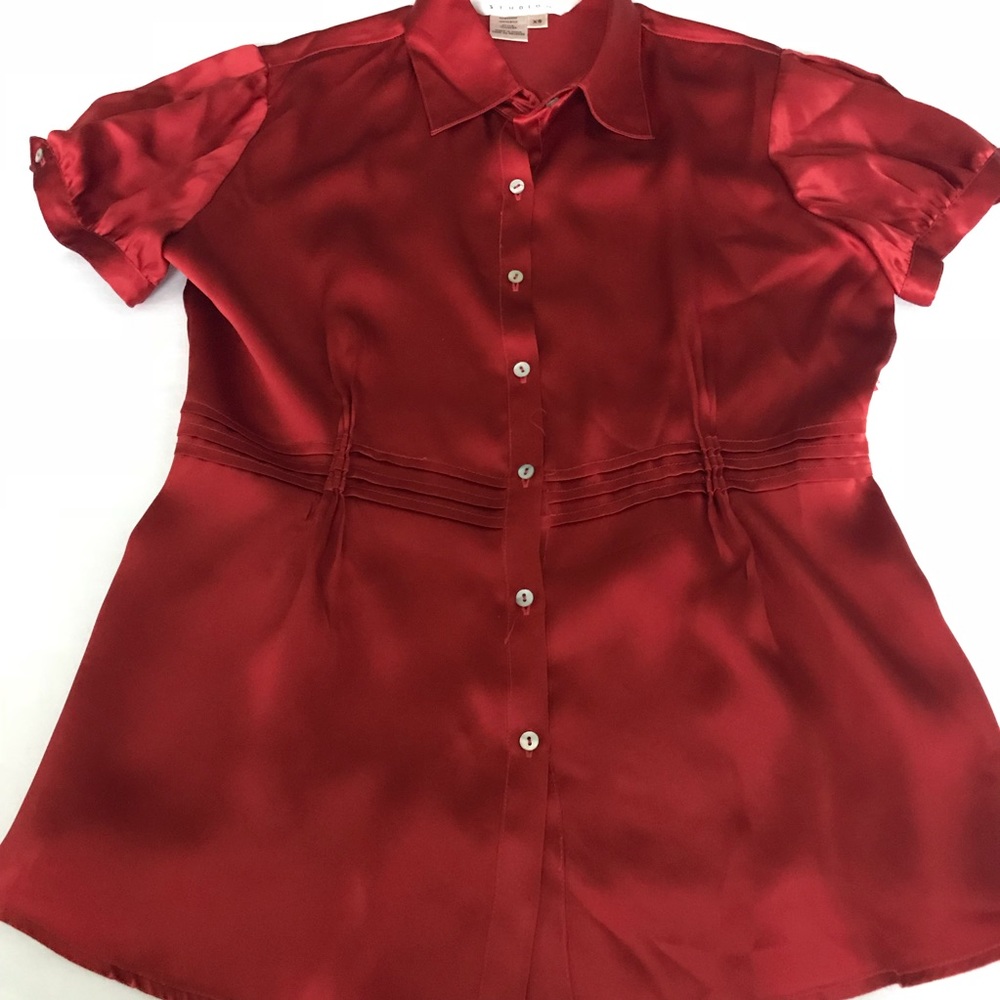 Studio M 100% silk blouse.  Good condition. - Picture 3 of 4