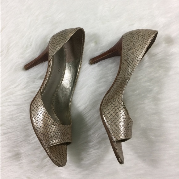 🌽 Unisa Shoes, size 8 - Picture 3 of 8