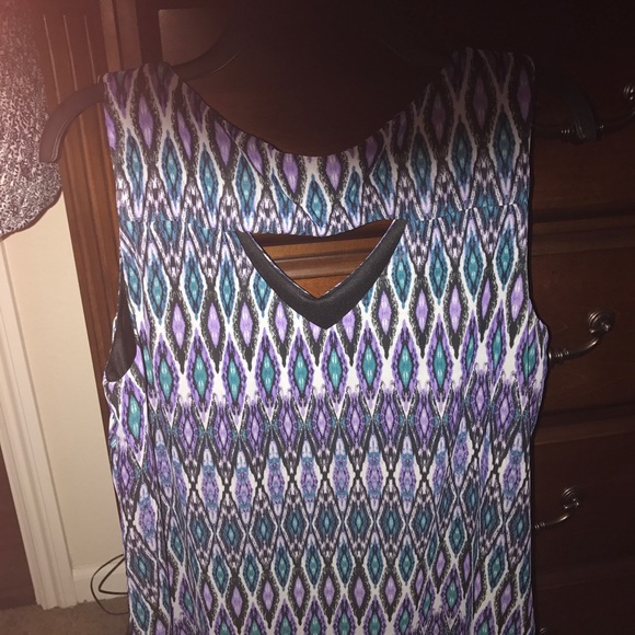 Blouse - Picture 2 of 2