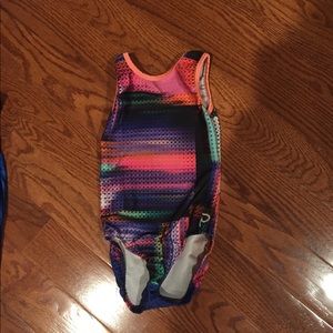 Plum practicewear Leo