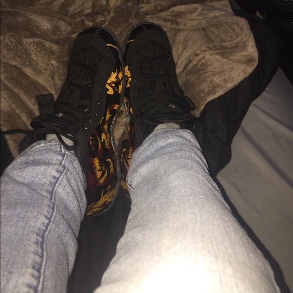 Supreme Foams - Picture 2 of 3