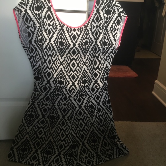 Romper - Picture 1 of 2