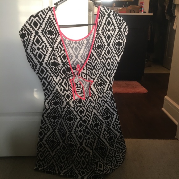 Romper - Picture 2 of 2