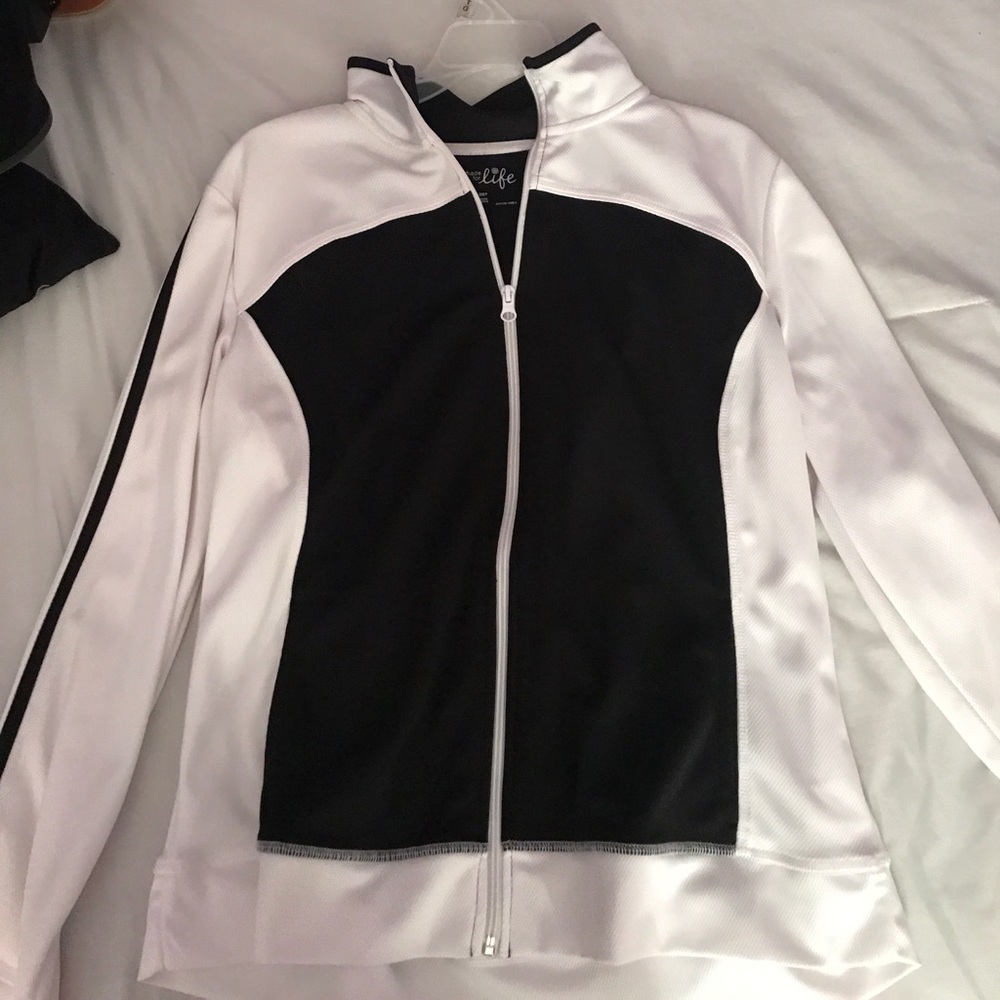 Black and white full zip sweater