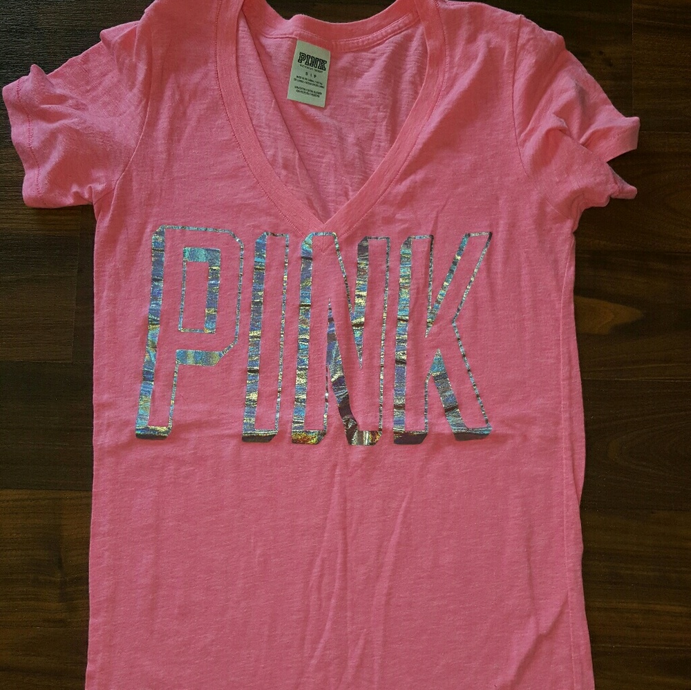 Pink tshirt