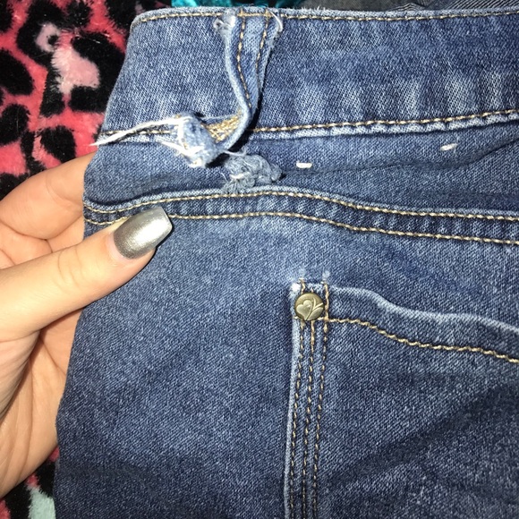 Jeans - Picture 3 of 3