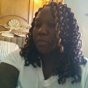 Meet your Posher, Potts