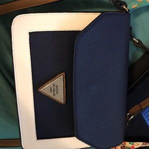 Guess purse