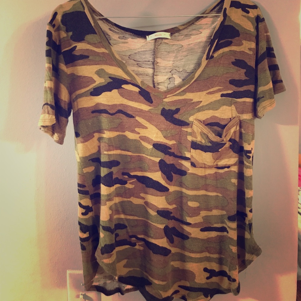 Camo short sleeve shirt