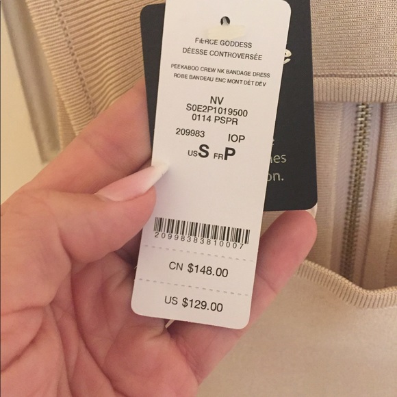 Bebe Body Con - Metallic Gold Dress - Never worn - Picture 7 of 8