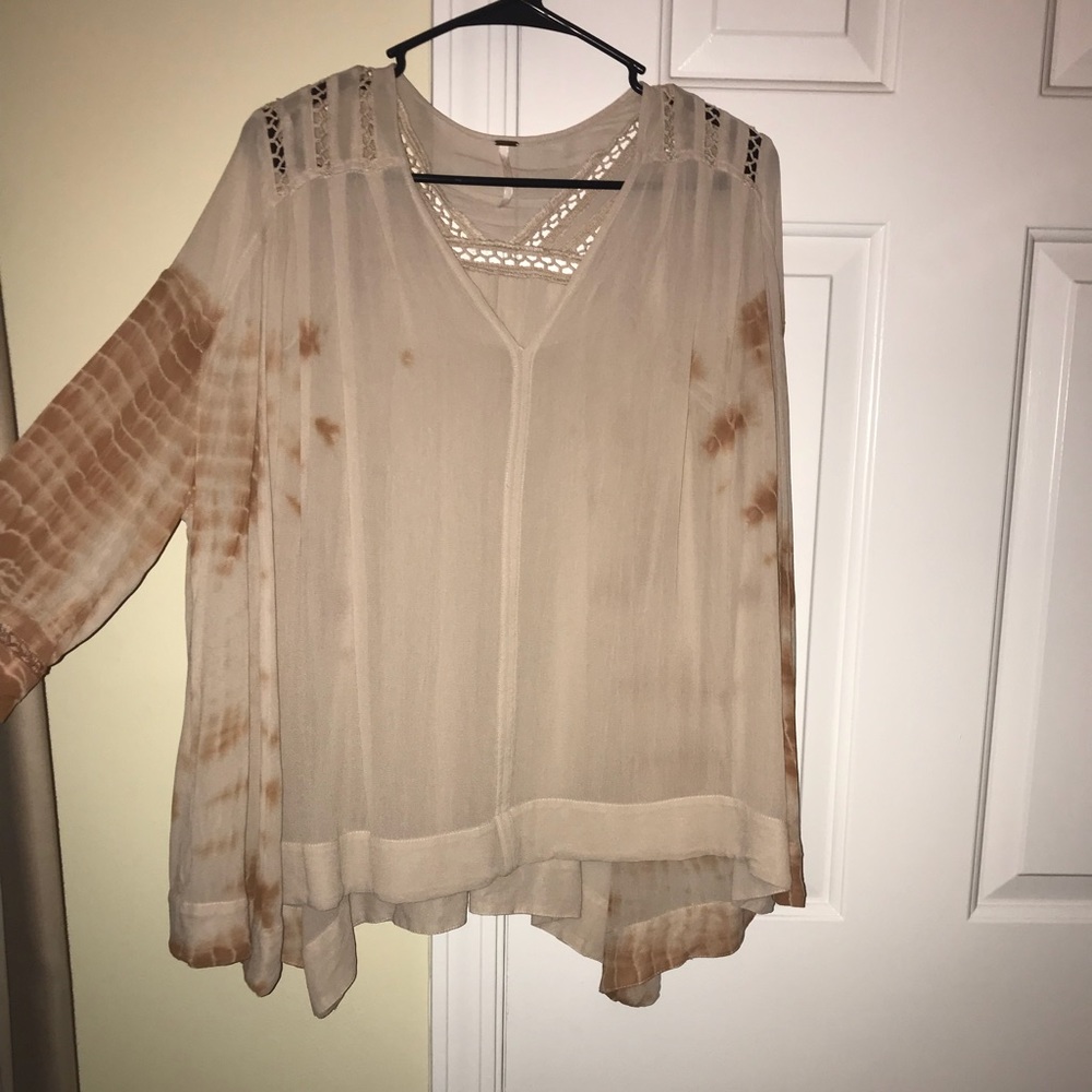 ** FREE PEOPLE **