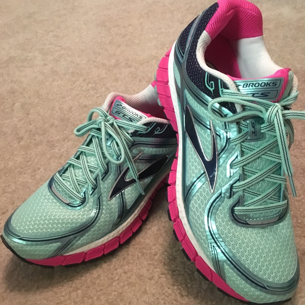 Brooks GTS Size 11