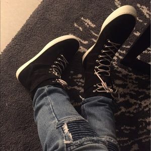 Meet your Posher, Eric