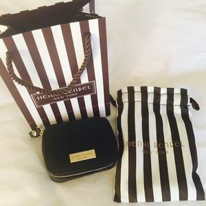 NWT Henri Bendel West 57th Pill box