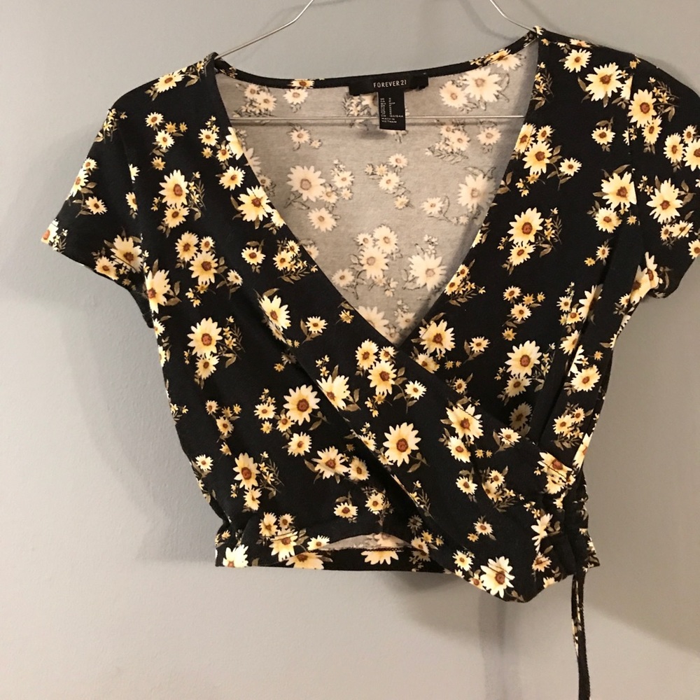 Floral crop top with tie side