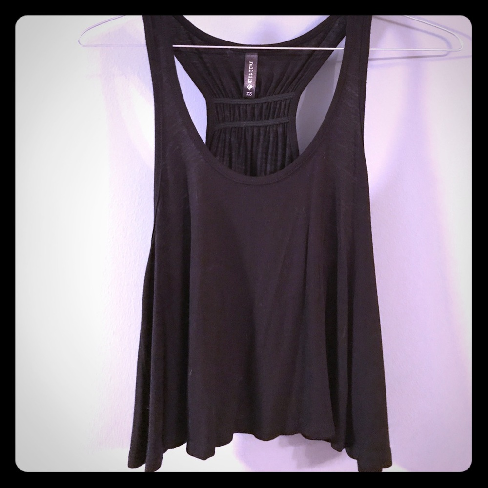 Black flow crop top