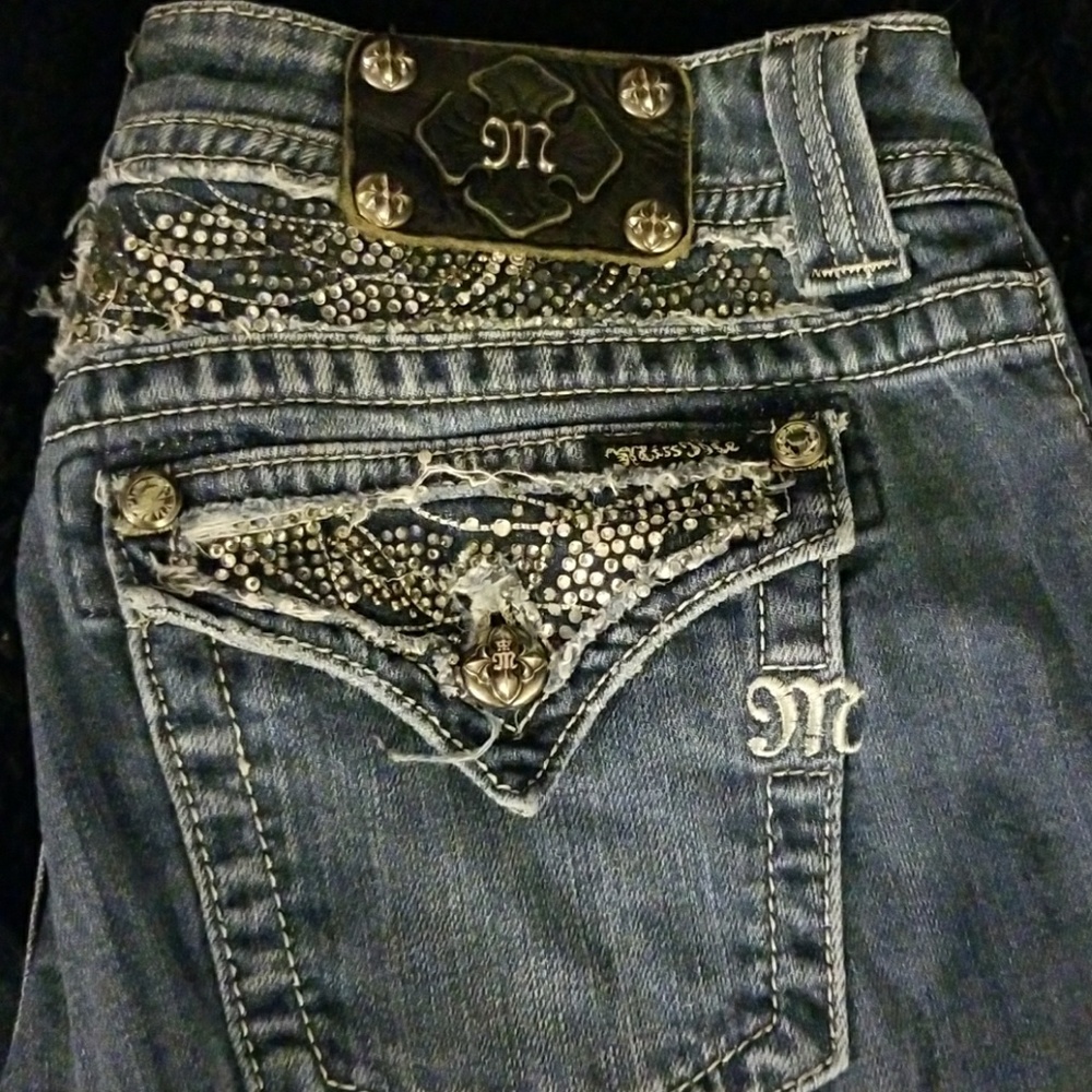 Jeans - Picture 2 of 4