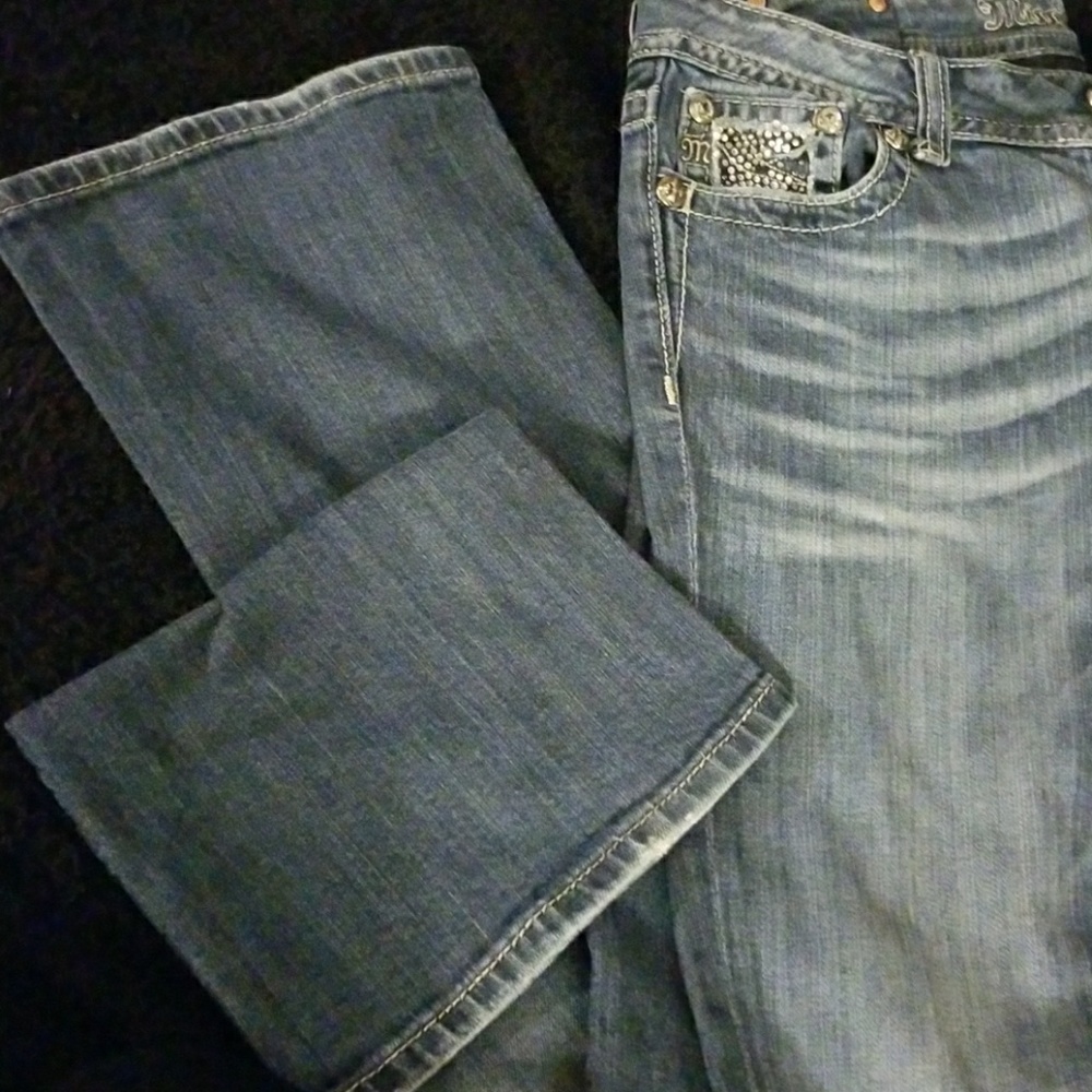 Jeans - Picture 4 of 4