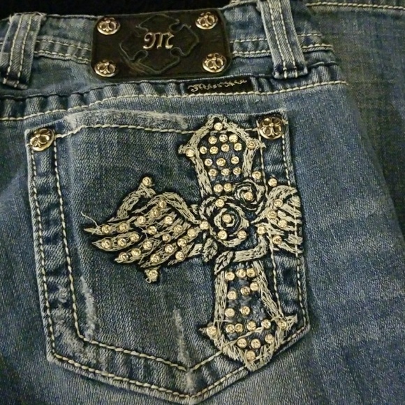 Jeans - Picture 7 of 7