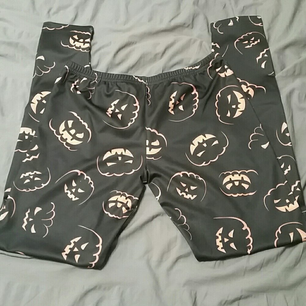 Halloween jack-o-lantern pumpkin leggings