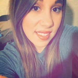 Meet your Posher, Hailey