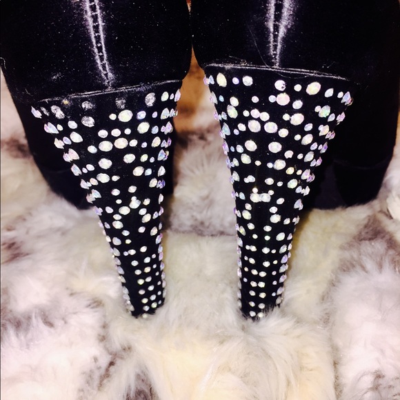 ✨STEVE MADDEN CRYSTAL PUMPS!✨ - Picture 3 of 6