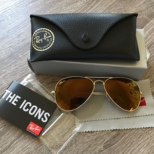 Ray-Ban Large Metal Aviator Sunglasses