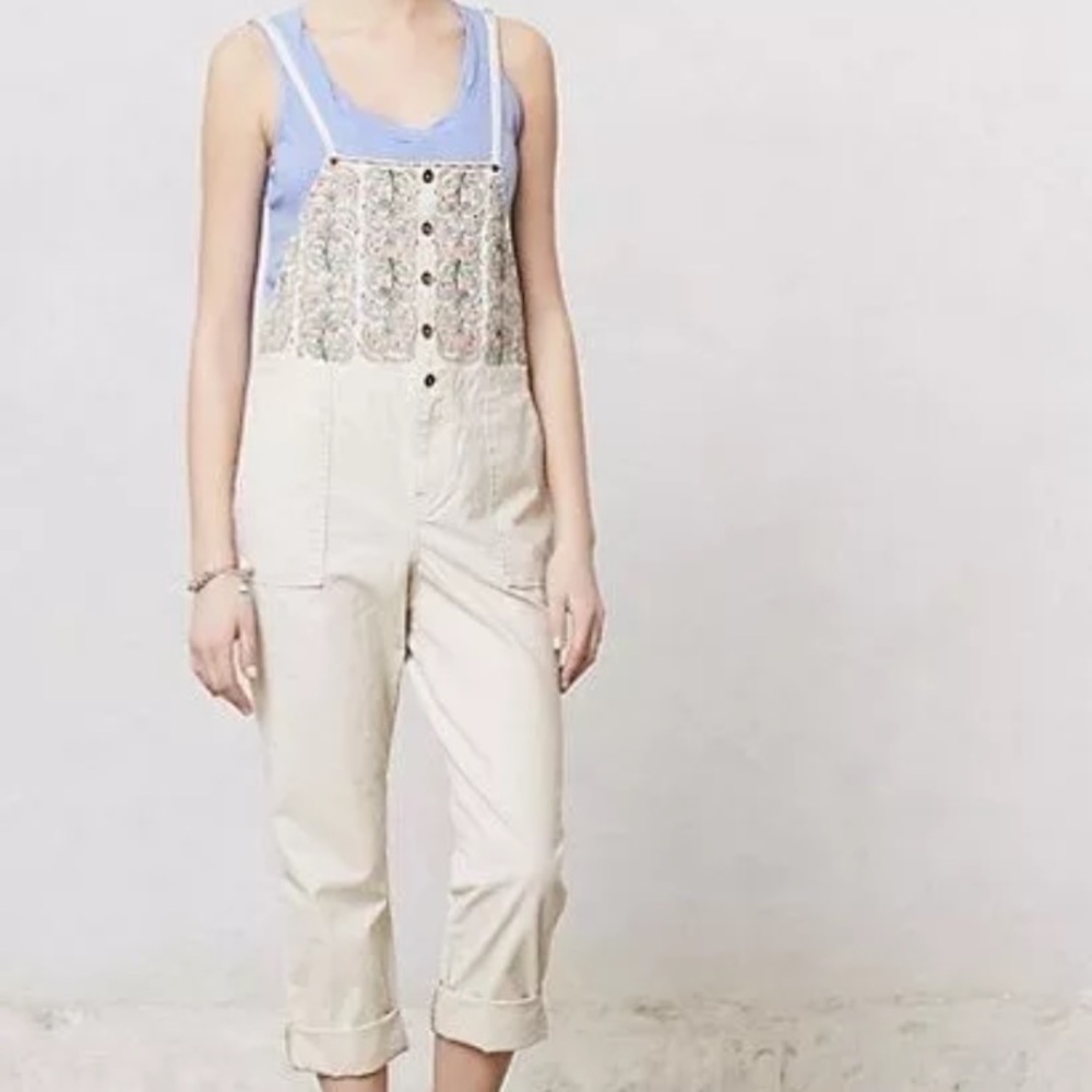 ANTHROPOLOGIE EMBROIDERED BIB OVERALLS Size Medium