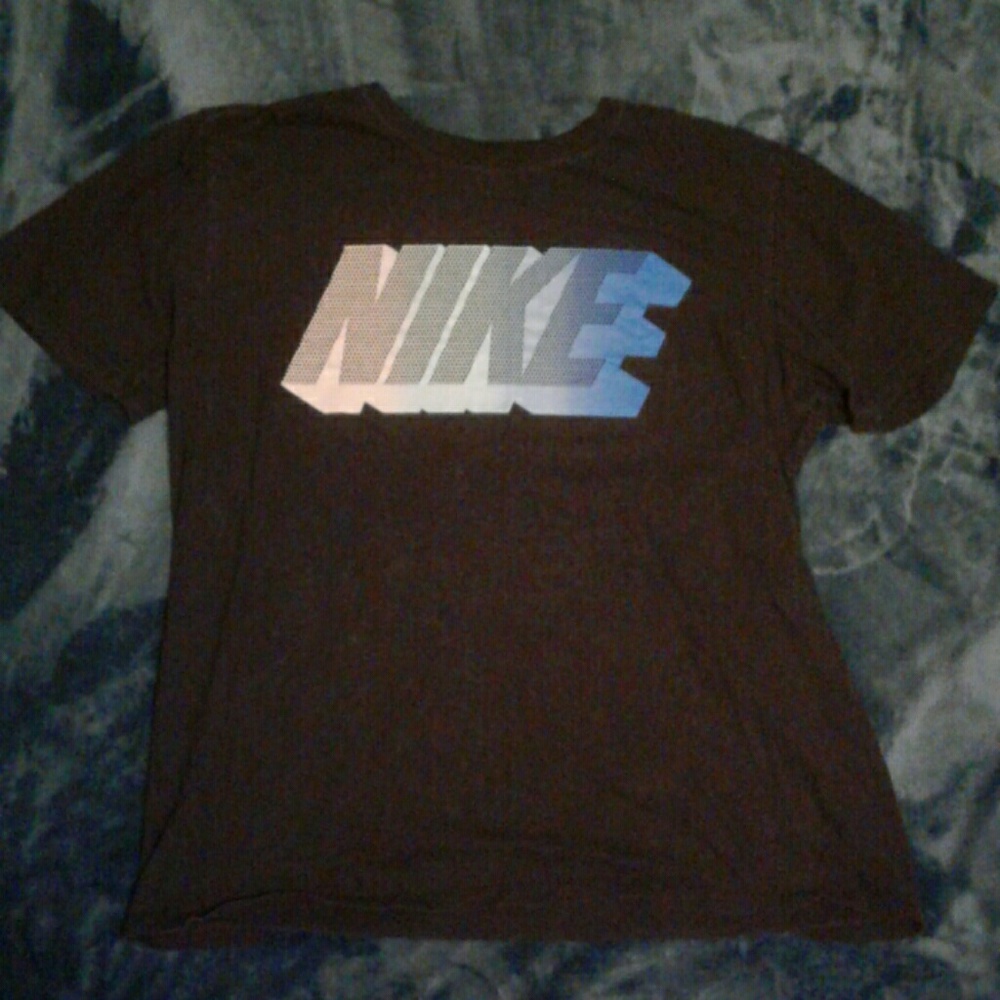 "NIKE" Printed Black Tee