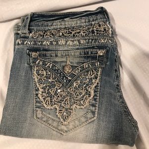Miss Me: JE8005B2N Rhinestone Embroidered Jeans