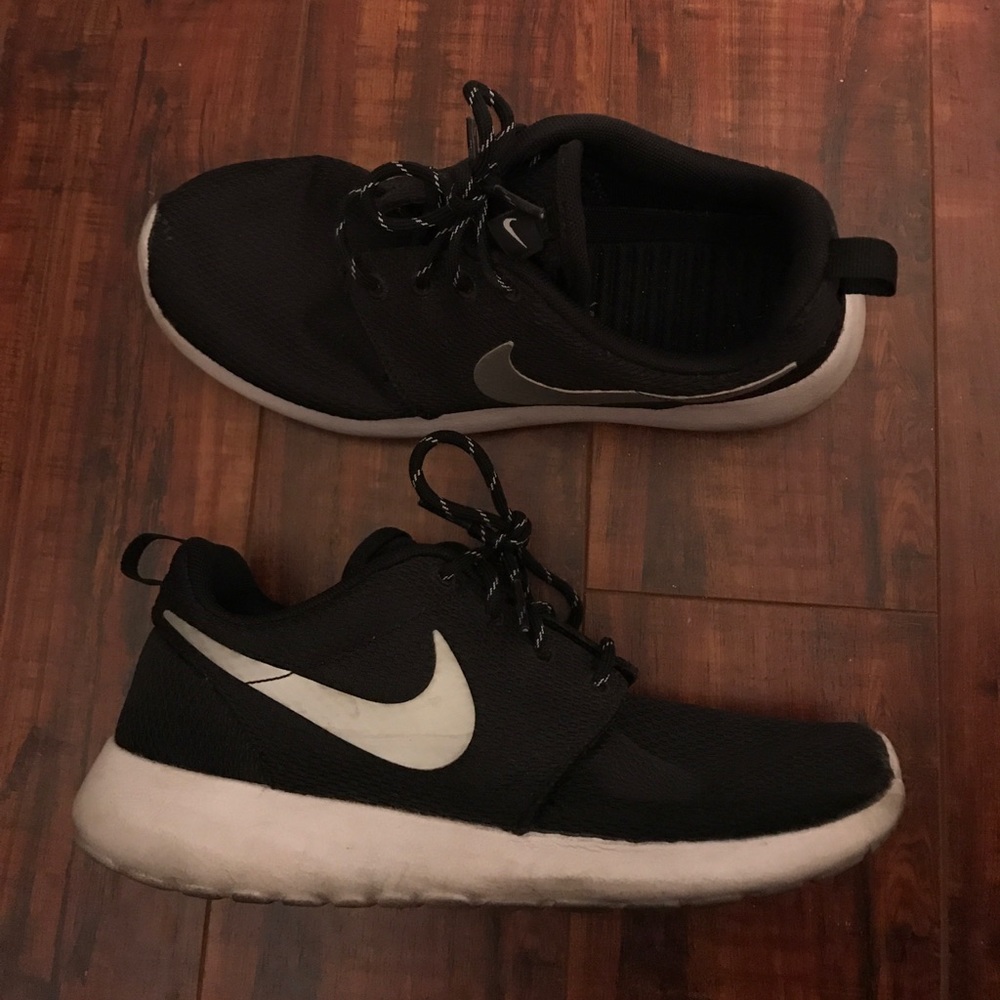 Nike Roshes