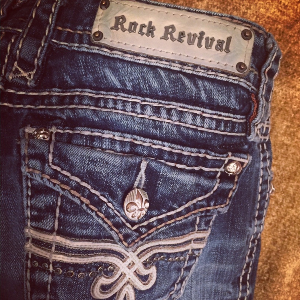 ROCK REVIVAL PENNY BOOT CUT STRETCH JEAN