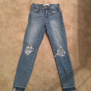 High waisted jeans