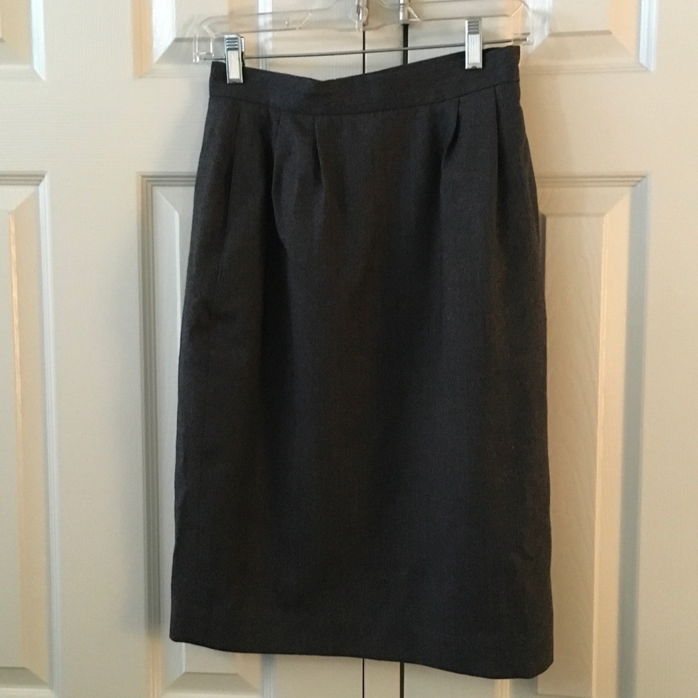 Gray wool skirt
