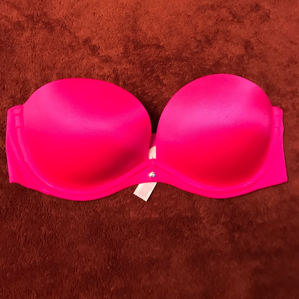 VS Pink push up strapless bra NWT