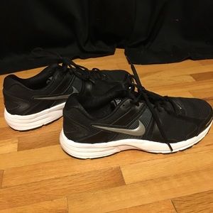 Nike Reslon Sneaker