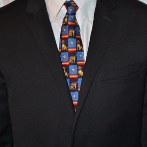 Tommy Hilfiger Mens Tie Golden Lab Dog 100% Silk