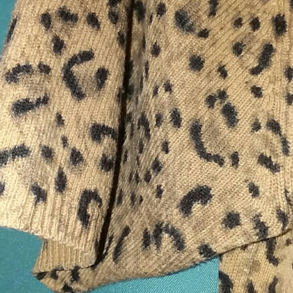 Cheetah short sleeve top - Picture 4 of 4